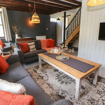 Holiday home Burnt Mill