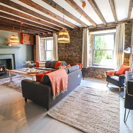 Holiday home Burnt Mill *