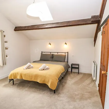 Burnt Mill Holiday home *